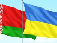 news_2019-10-04-flagi_belarusi_i_ukrainy.jpg